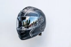 Helm Houder Muurstandaard MC Essentials -Goedhart Motoren P1260974 de7b